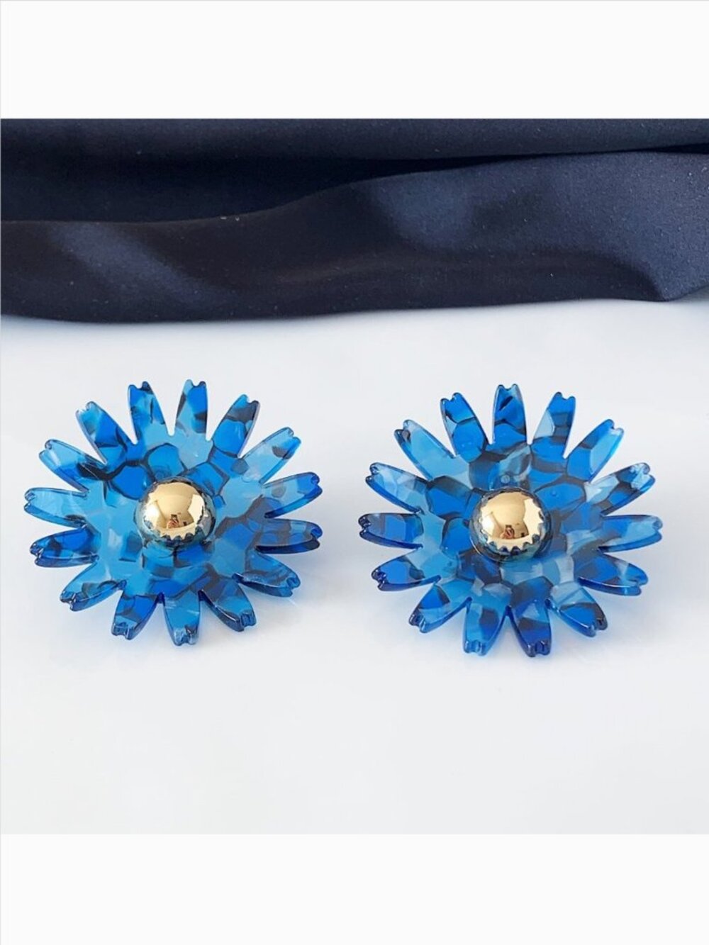 Lele Sadoughi Blue Crystal Flower Statement Earrings Acrylic Floral Studs